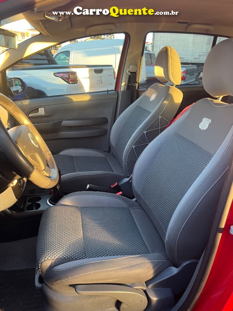 Volkswagen SPACEFOX 1.6 MI ROUTE 8V FLEX 4P MANUAL - Loja
