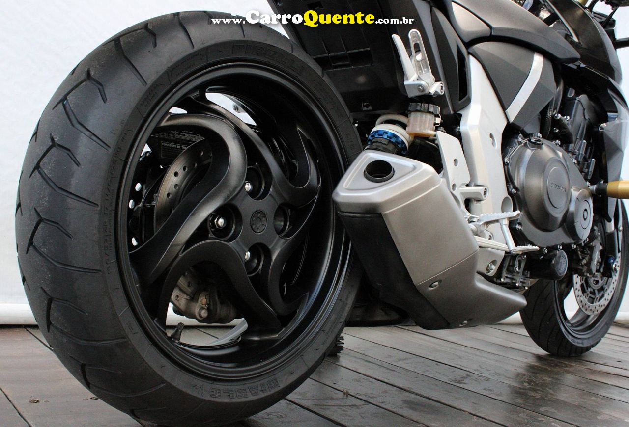 HONDA CB 1000R 2015 - Loja