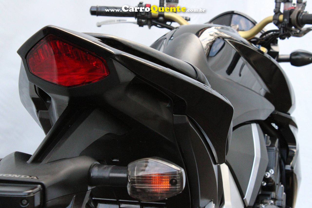 HONDA CB 1000R 2015 - Loja
