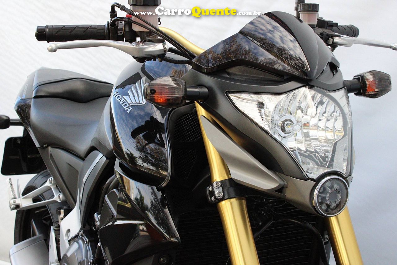 HONDA CB 1000R 2015 - Loja