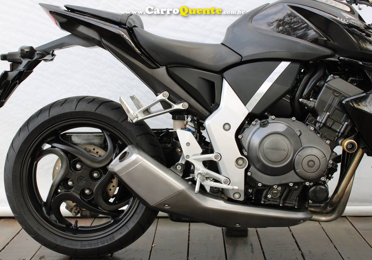 HONDA CB 1000R 2015 - Loja
