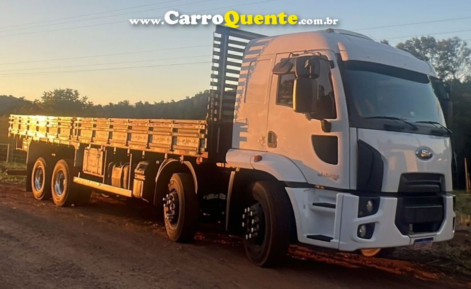 Ford Cargo 2429 CARGO 2429 E 8x2 Turbo 2p - Loja