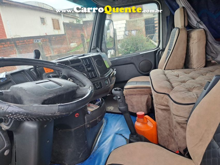 Volvo NH12 380 NH-12 380 6x2 2p - Loja
