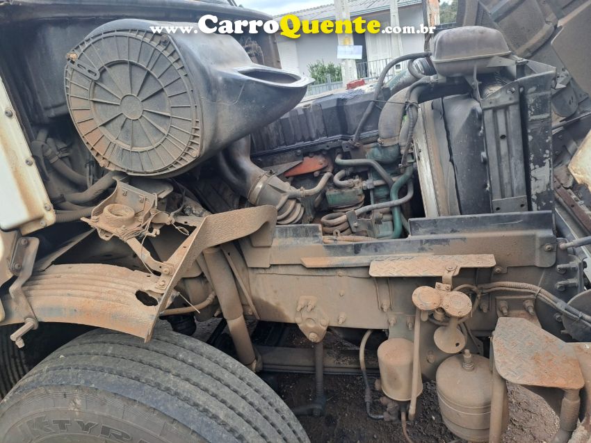 Volvo NH12 380 NH-12 380 6x2 2p - Loja