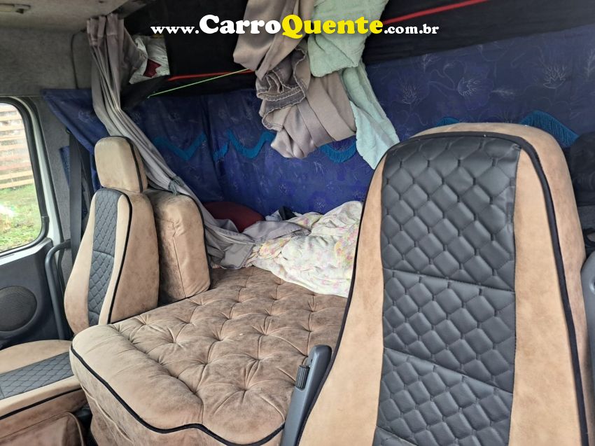 Volvo NH12 380 NH-12 380 6x2 2p - Loja