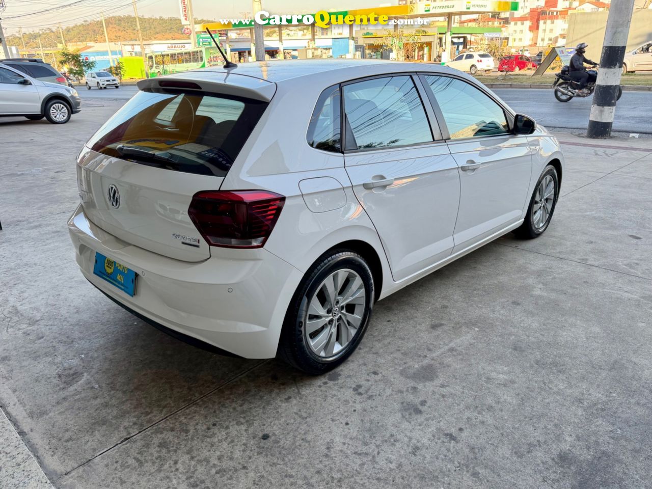 VOLKSWAGEN POLO 1.0 200 TSI COMFORTLINE 2018 - Loja