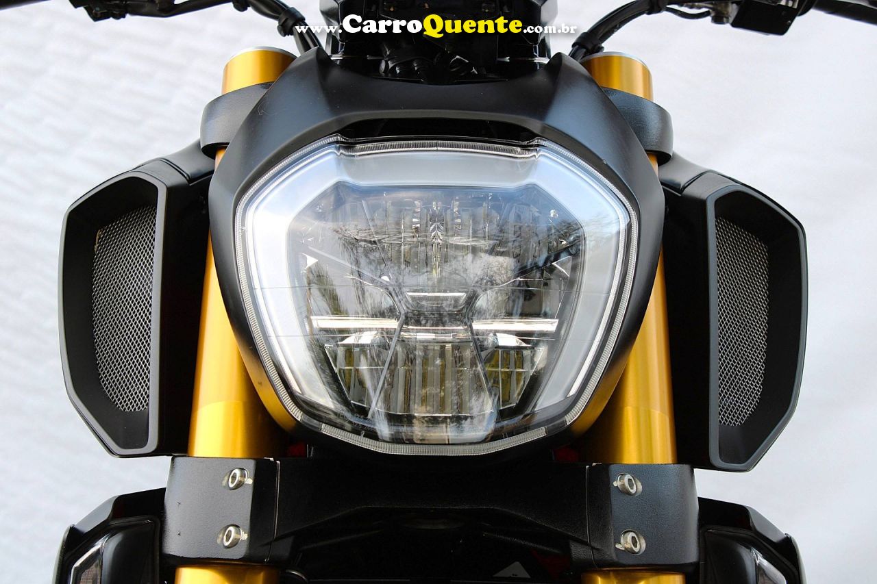 DUCATI DIAVEL 1260 S 2021 - Loja
