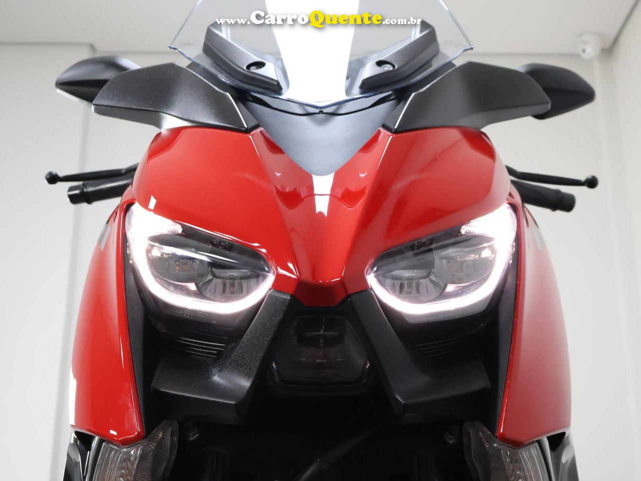 YAMAHA XMAX ABS 2024 - Loja