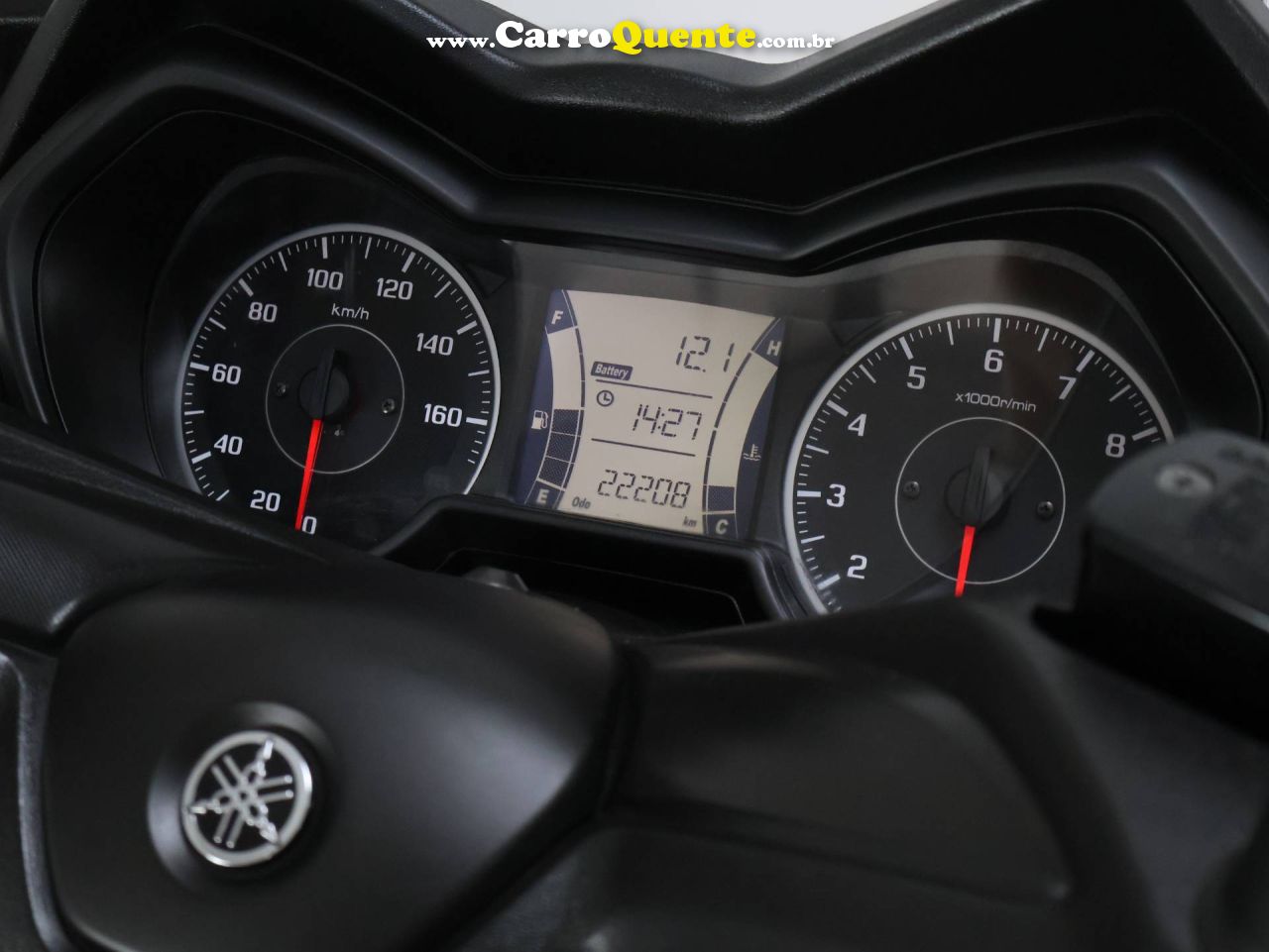 YAMAHA XMAX ABS 2024 - Loja