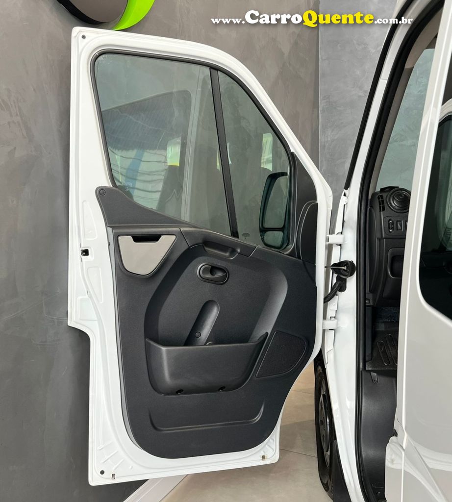 RENAULT MASTER 2.3 DCI MINIBUS EXECUTIVE 16L L3H2 2024 - Loja