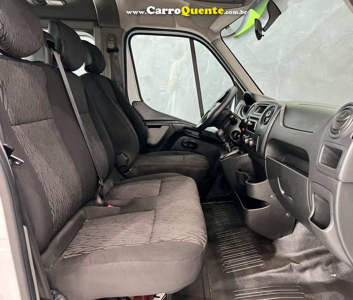 RENAULT MASTER 2.3 DCI MINIBUS EXECUTIVE 16L L3H2 2024 - Loja