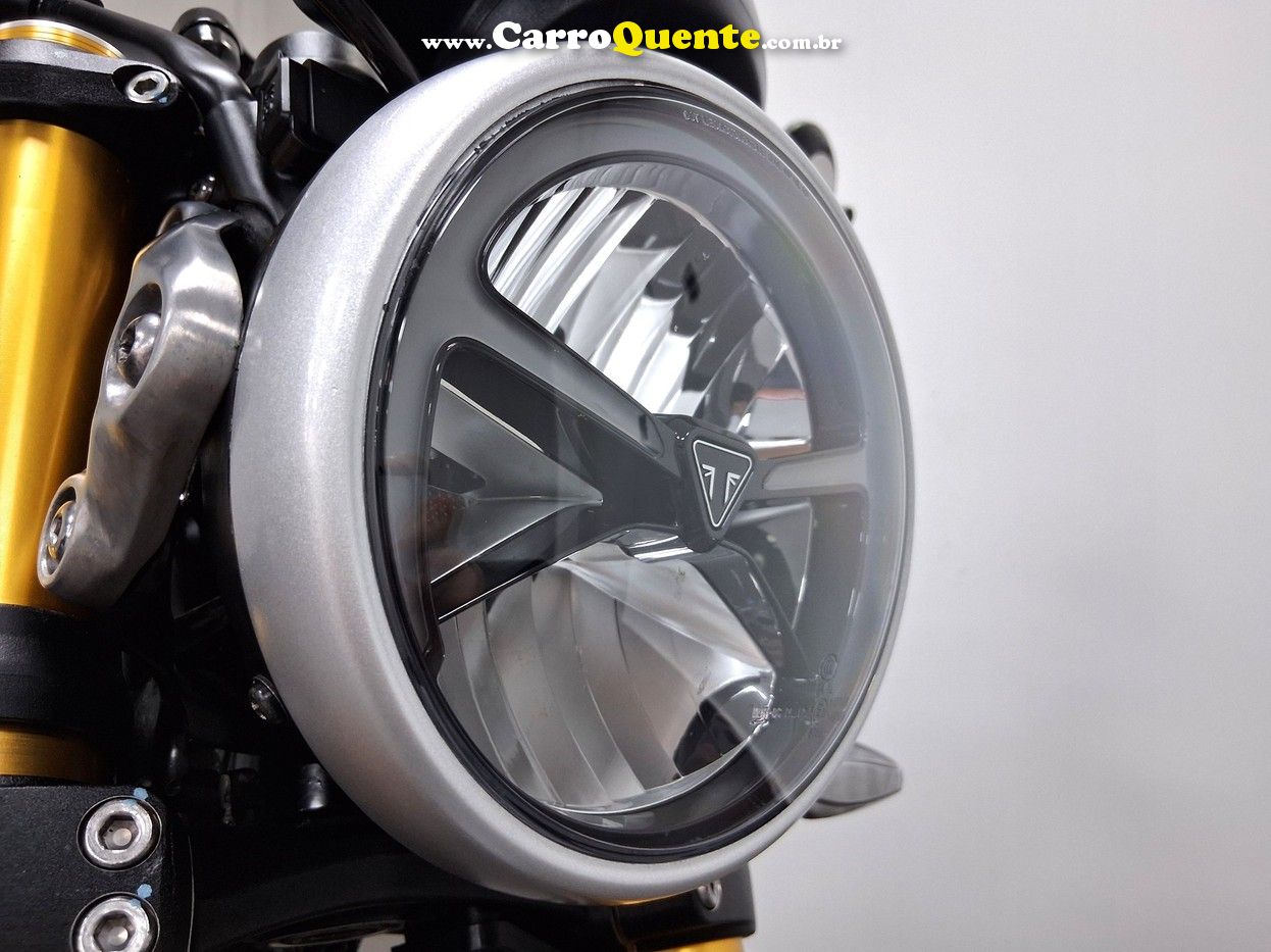TRIUMPH SPEED 400 2025 - Loja
