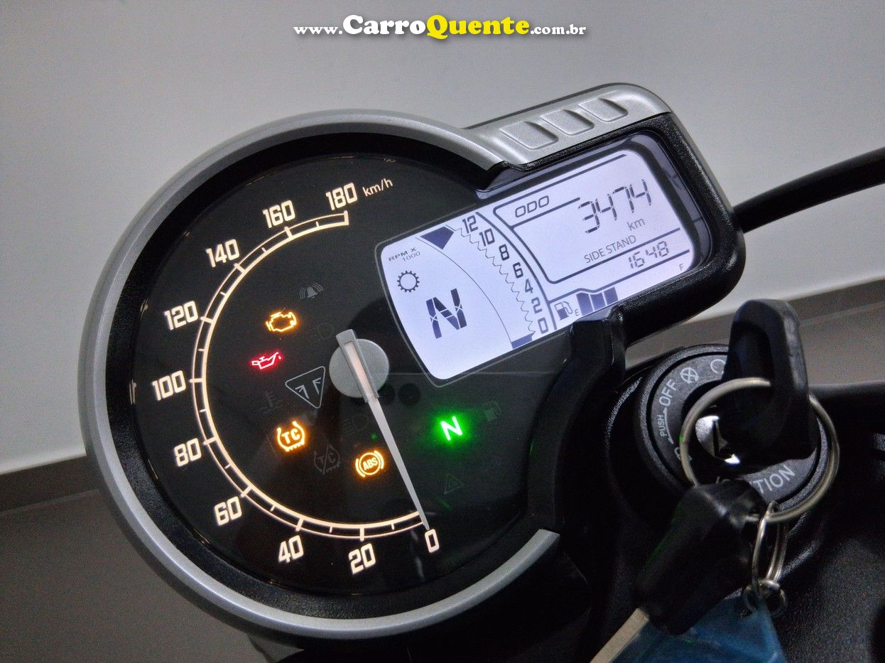 TRIUMPH SPEED 400 2025 - Loja