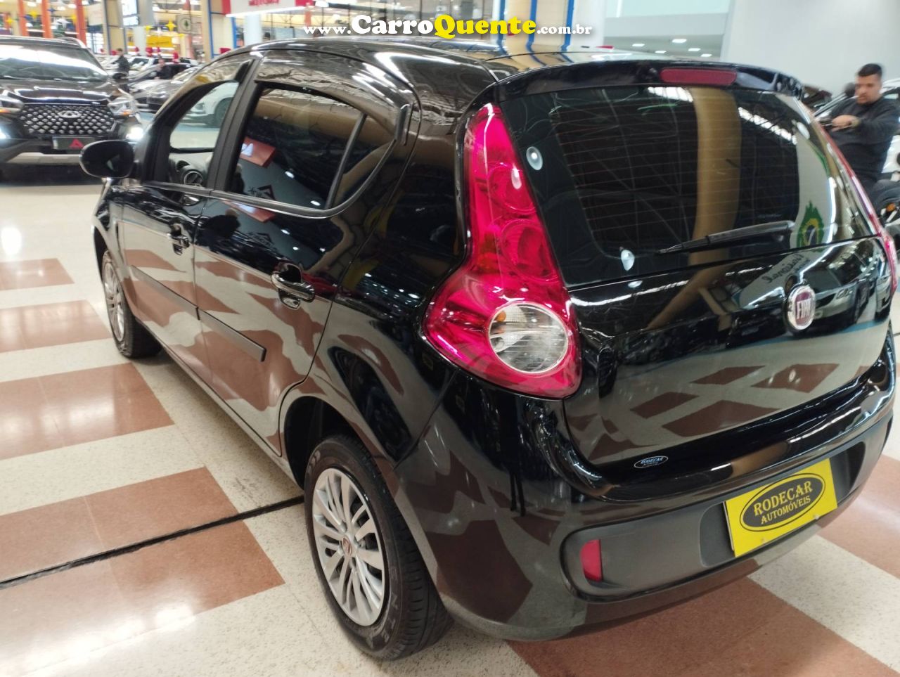 FIAT PALIO 1.4 MPI ATTRACTIVE 8V 2013 - Loja