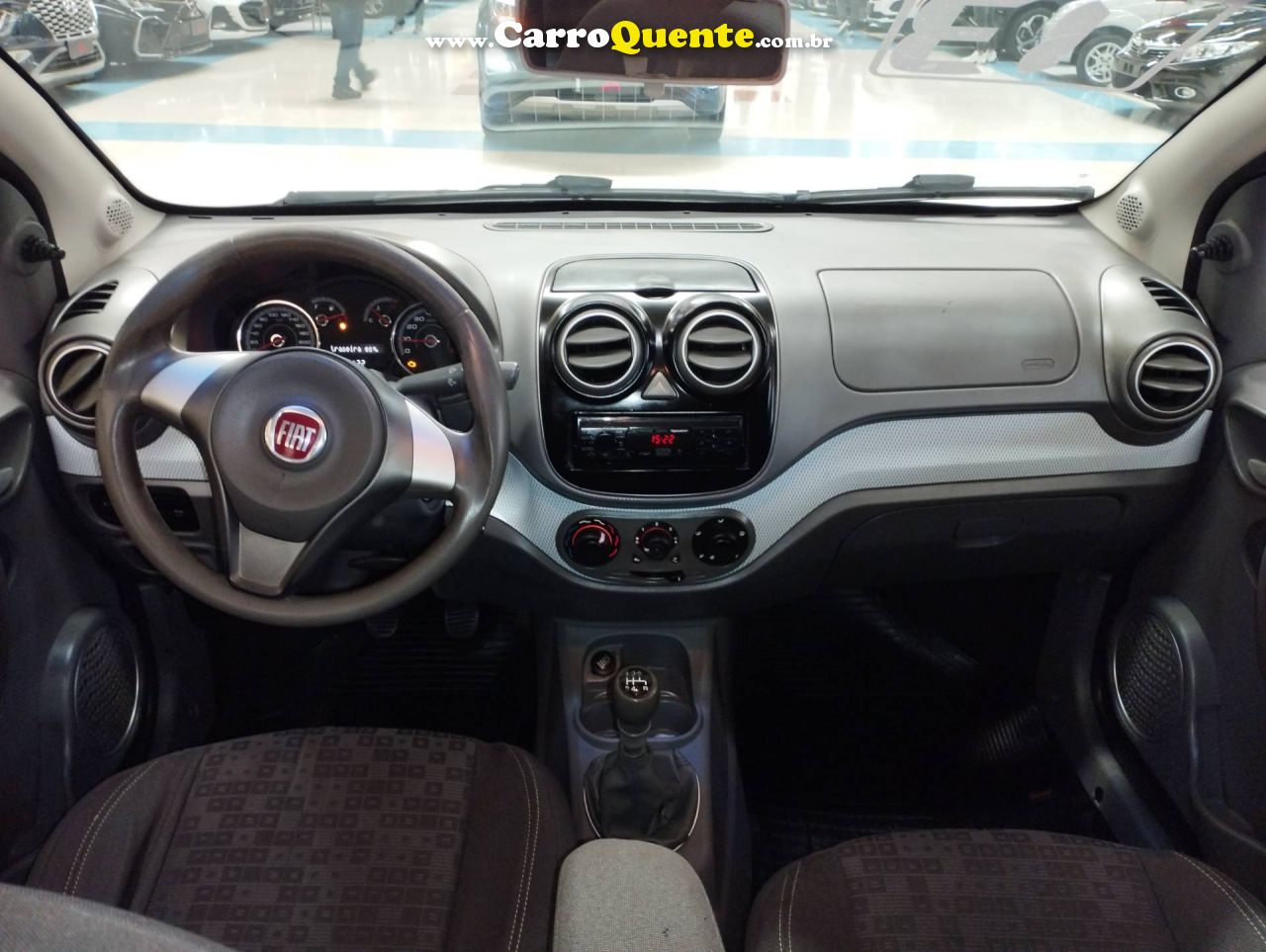 FIAT PALIO 1.4 MPI ATTRACTIVE 8V 2013 - Loja