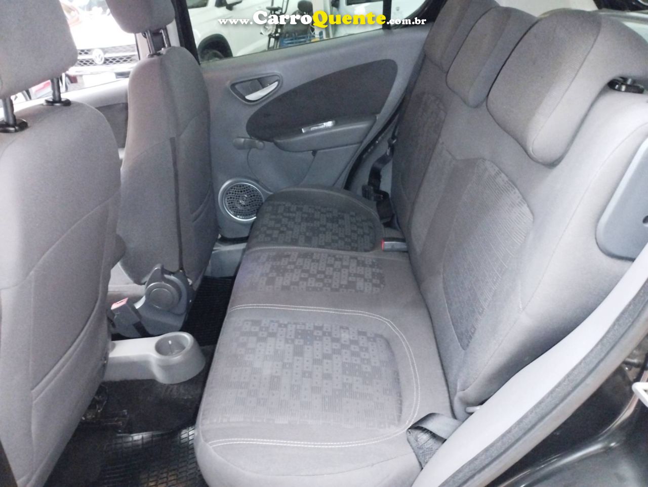 FIAT PALIO 1.4 MPI ATTRACTIVE 8V 2013 - Loja
