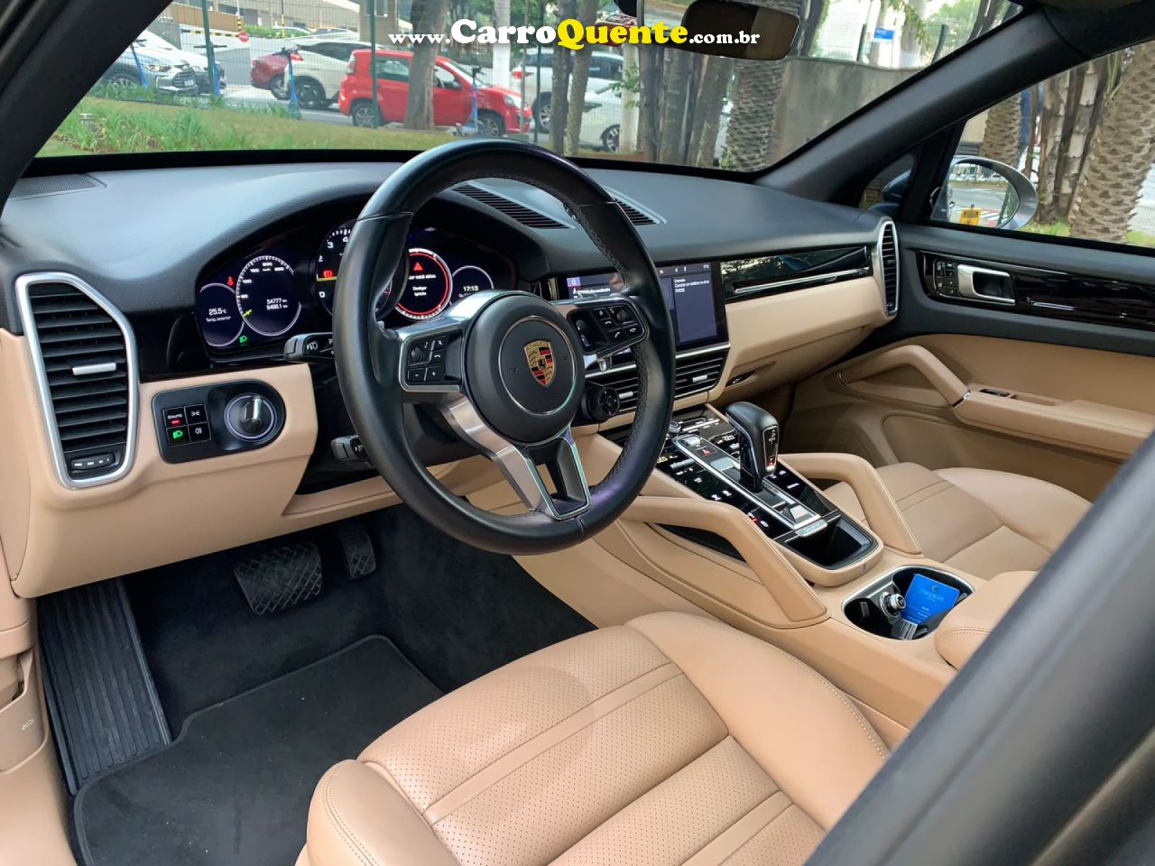 PORSCHE   3.0 V6 E-HYBRID AWD TIPTRONIC S   CINZA 2020 3.0 GASOLINA E ELÉTRICO - Loja