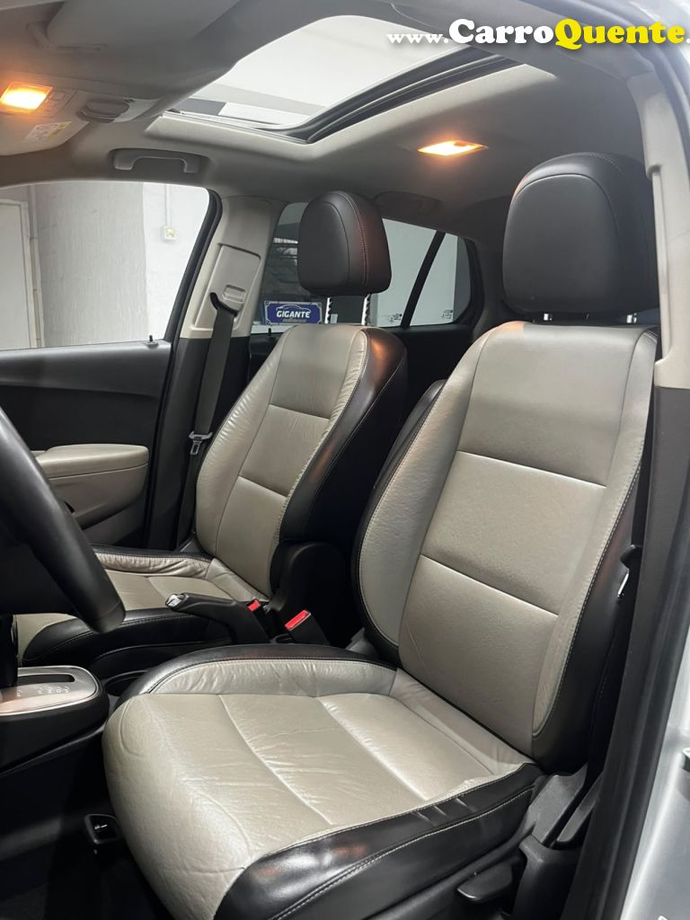 CHEVROLET   TRACKER LTZ 1.8 16V FLEX 4X2 AUT.   PRATA 2015 1.8 FLEX - Loja