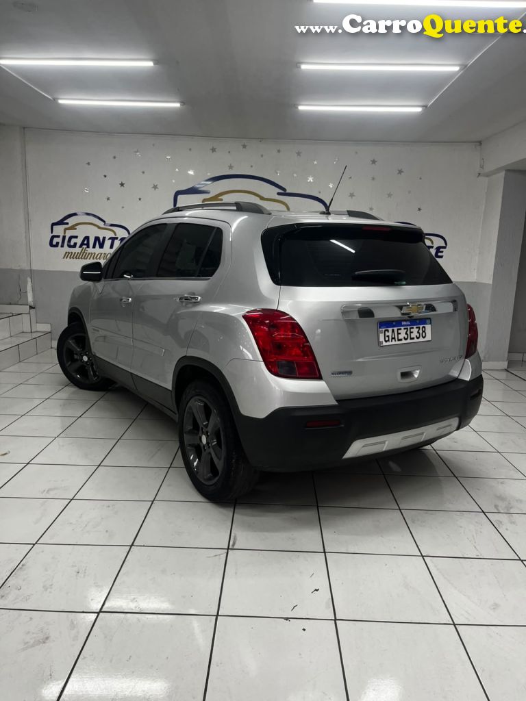 CHEVROLET   TRACKER LTZ 1.8 16V FLEX 4X2 AUT.   PRATA 2015 1.8 FLEX - Loja