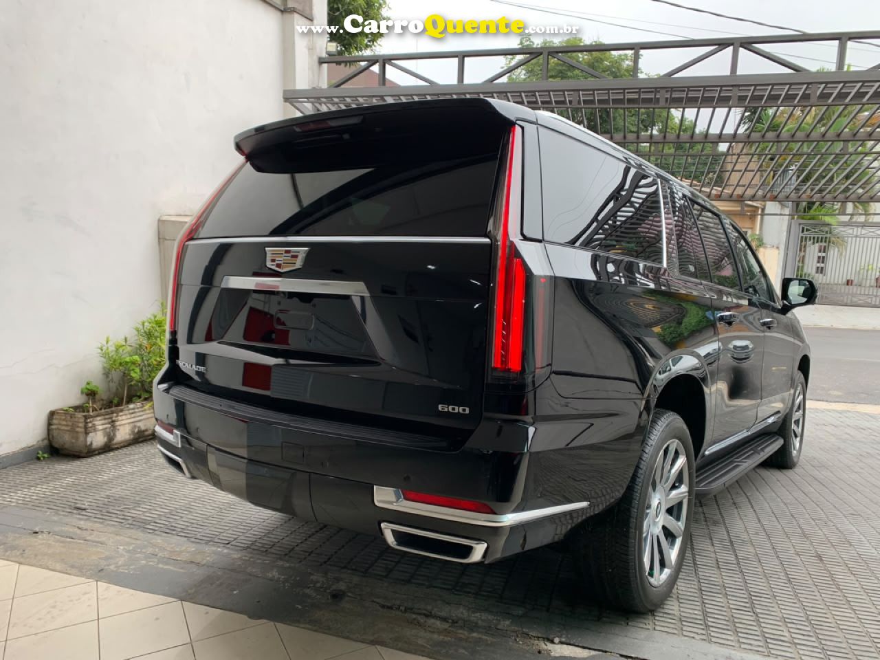 CADILLAC   6.2 V8 GASOLINA 2WD AUTOMÁTICO   PRETO 2026 6.2 GASOLINA - Loja