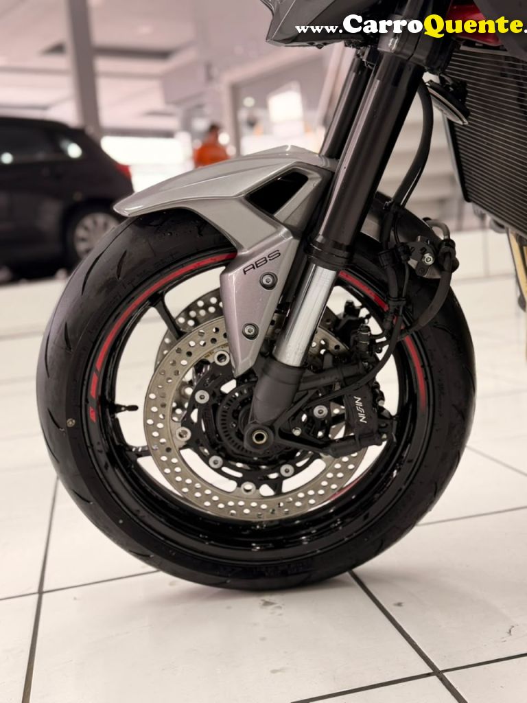 KAWASAKI   Z900   CINZA 2026 900cc GASOLINA - Loja