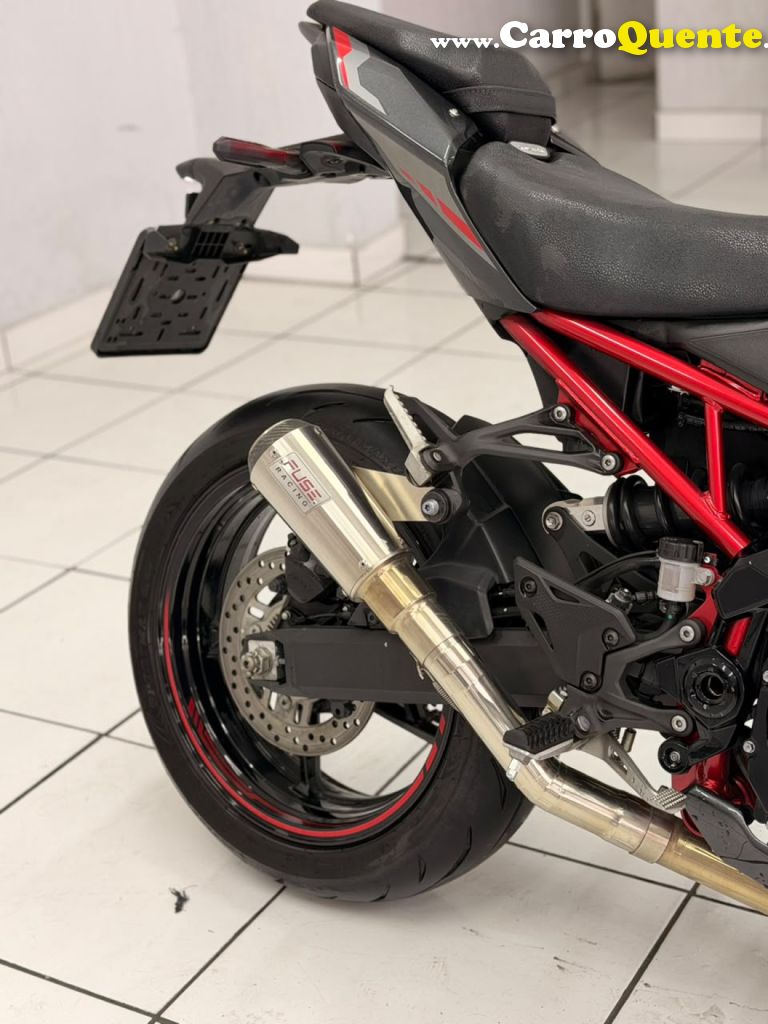 KAWASAKI   Z900   CINZA 2026 900cc GASOLINA - Loja