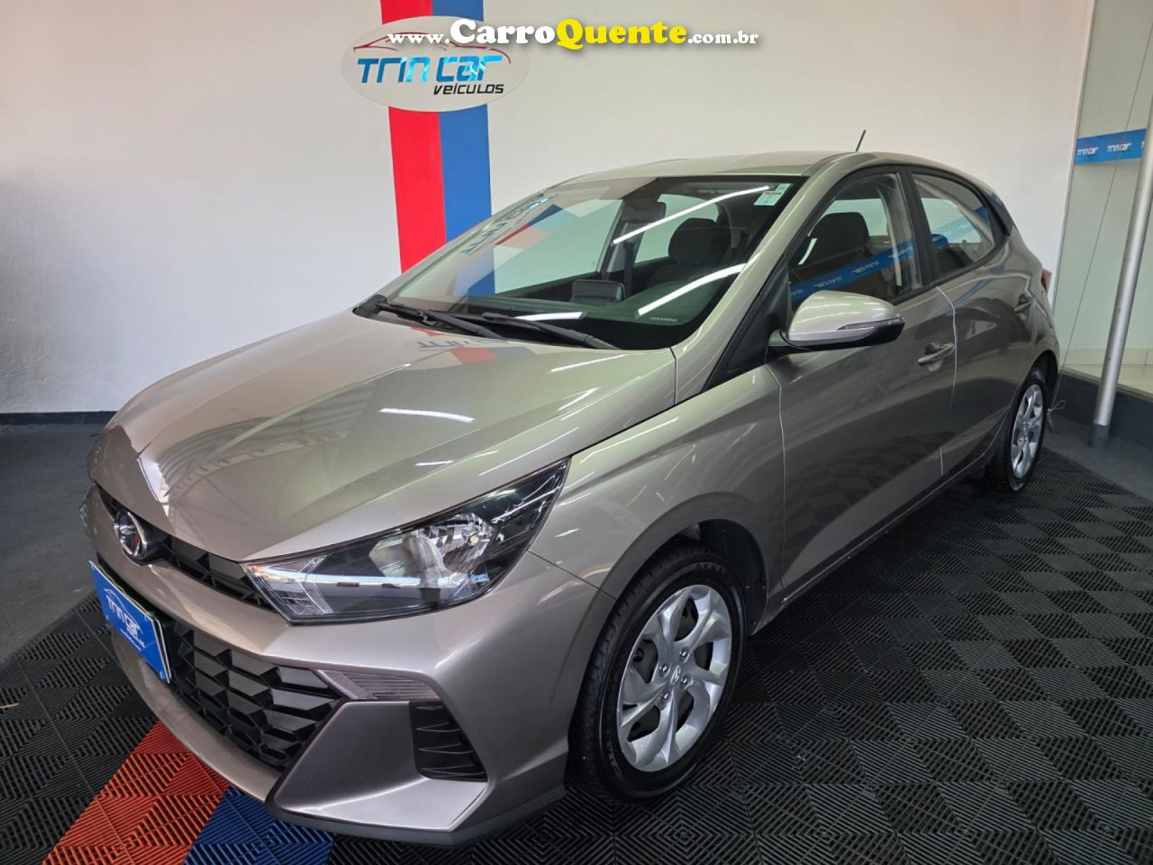 HYUNDAI   HB20 COMF.C.PLUSC.STYLE 1.0 FLEX 12V   PRATA 2025 1.0 FLEX - Loja