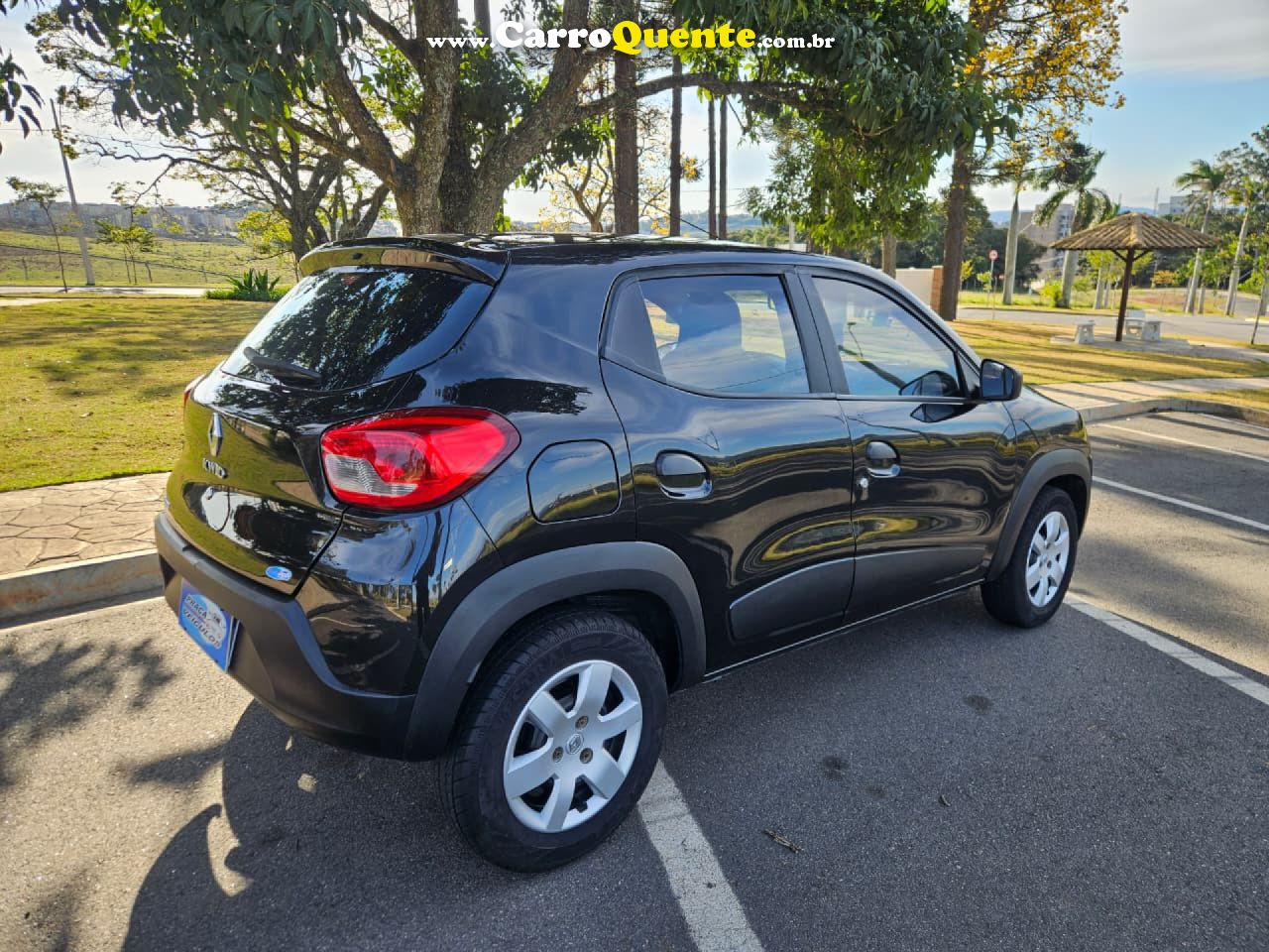RENAULT   KWID ZEN 1.0 FLEX 12V 5P MEC.   PRETO 2019 1.0 FLEX - Loja