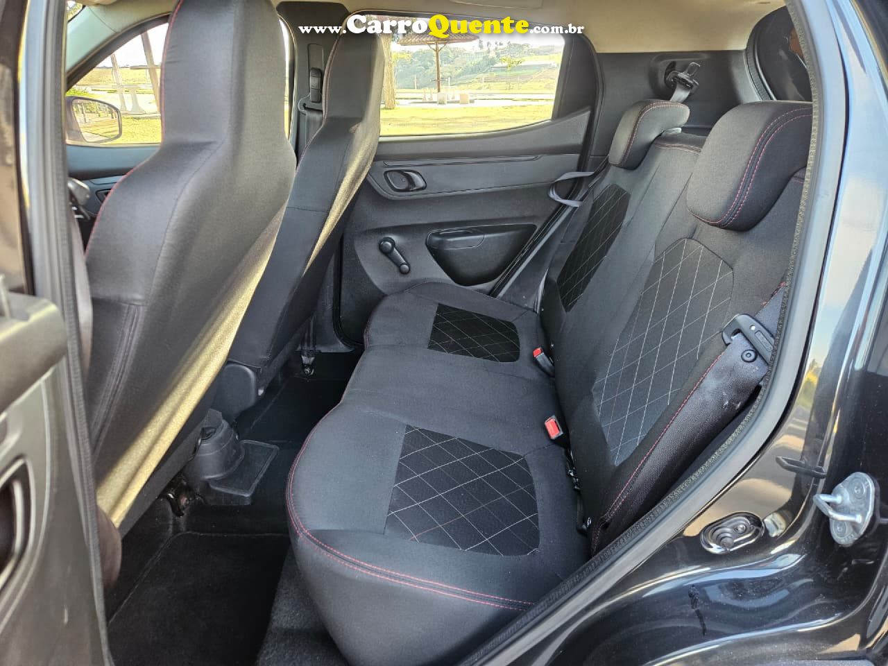 RENAULT   KWID ZEN 1.0 FLEX 12V 5P MEC.   PRETO 2019 1.0 FLEX - Loja