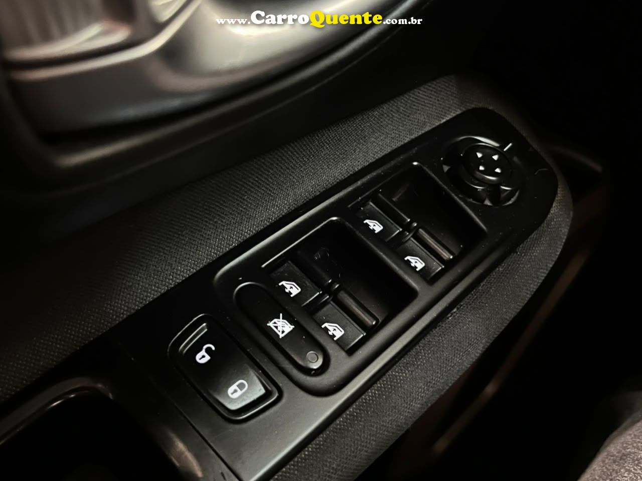 JEEP   RENEGADE 1.8 4X2 FLEX 16V MEC.   PRETO 2018 1.8 FLEX - Loja