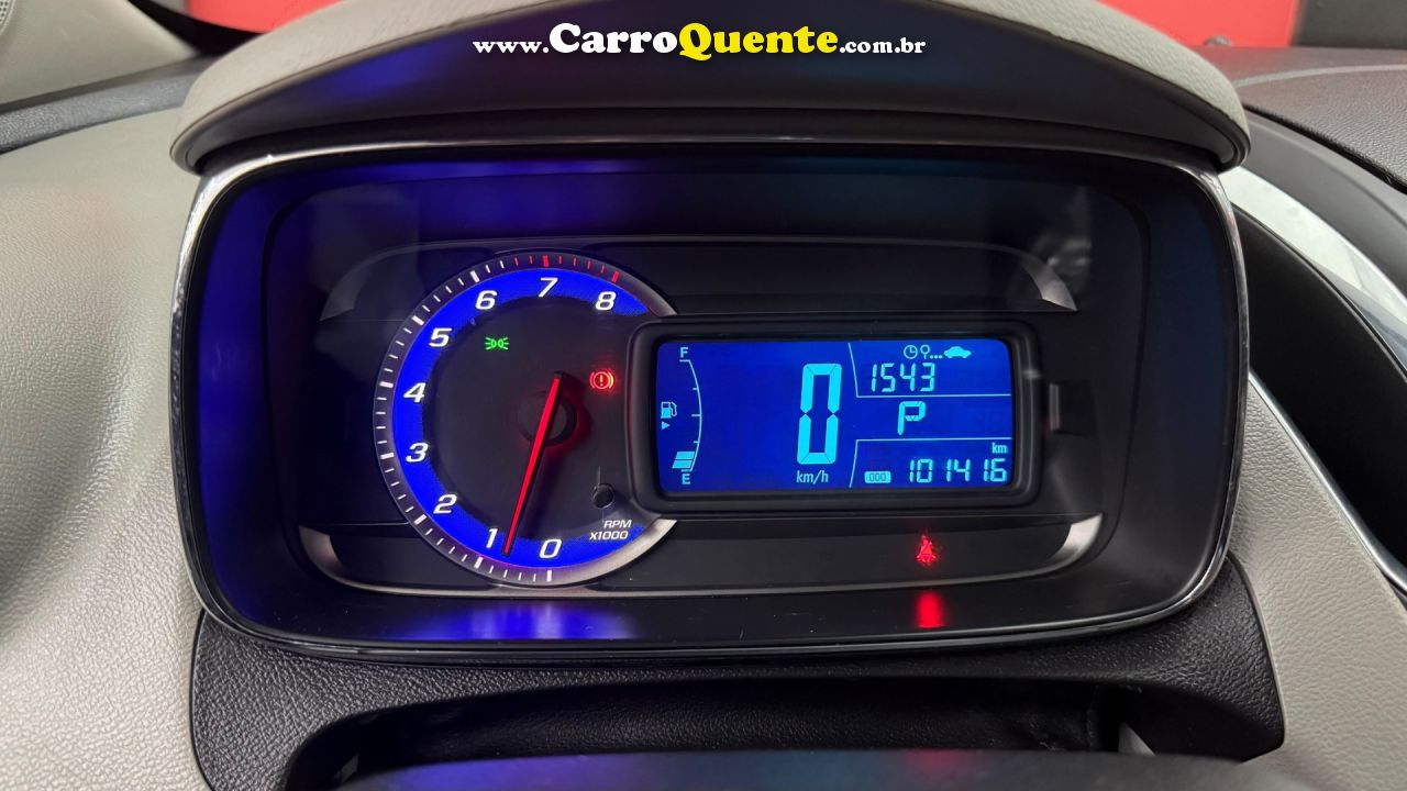 CHEVROLET   TRACKER LTZ 1.8 16V FLEX 4X2 AUT.   VERMELHO 2014 1.8 FLEX - Loja