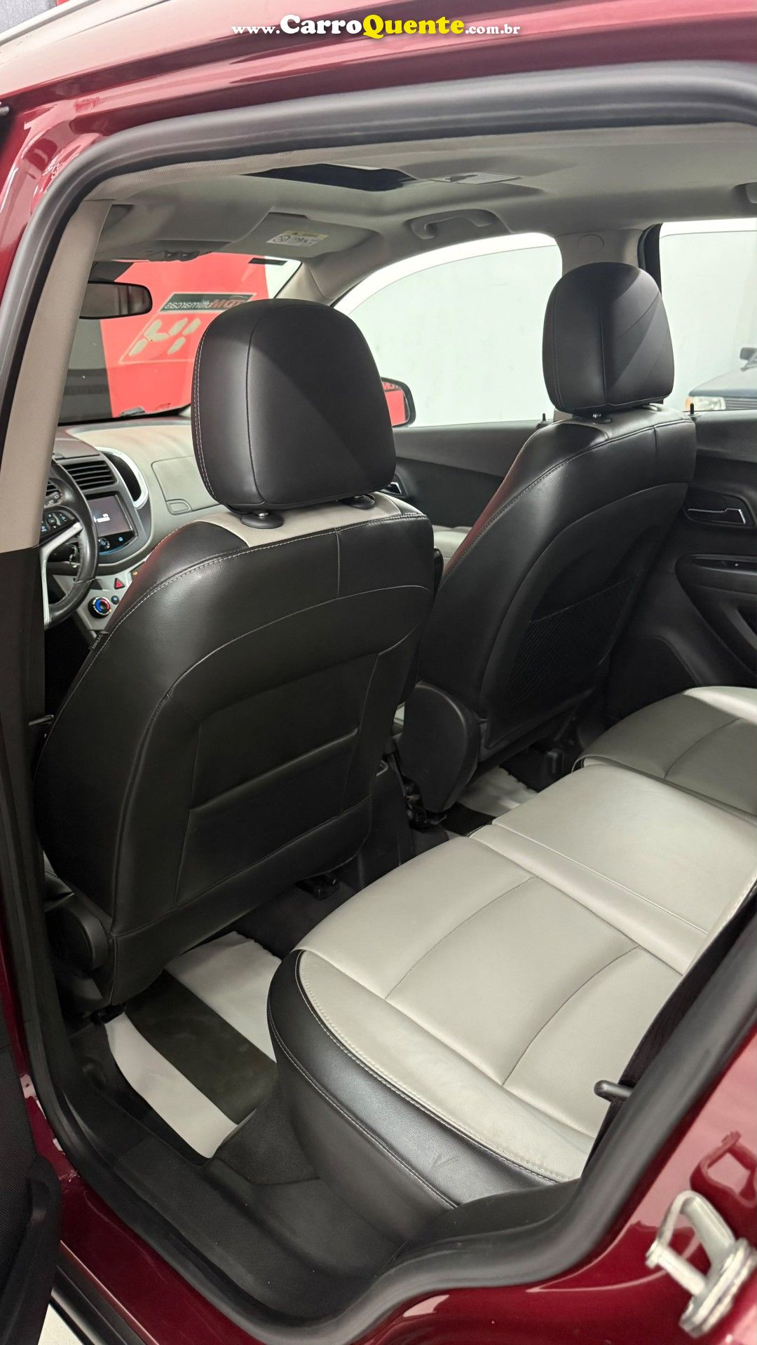 CHEVROLET   TRACKER LTZ 1.8 16V FLEX 4X2 AUT.   VERMELHO 2014 1.8 FLEX - Loja