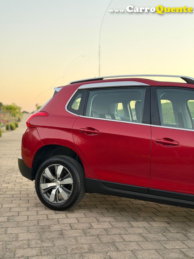 PEUGEOT   2008 GRIFFE 1.6 FLEX 16V 5P AUT.   VERMELHO 2017 1.6 FLEX - Loja