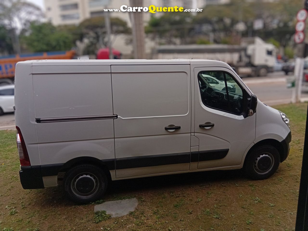 RENAULT   MASTER 2.3 DCI FURGÃO 16V DIESEL   BRANCO 2020 2.3 DIESEL - Loja