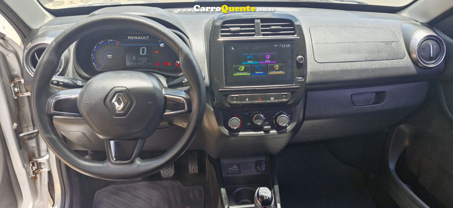 RENAULT   KWID OUTSIDER 1.0 FLEX 12V 5P MEC.   BRANCO 2023 1.0 FLEX - Loja