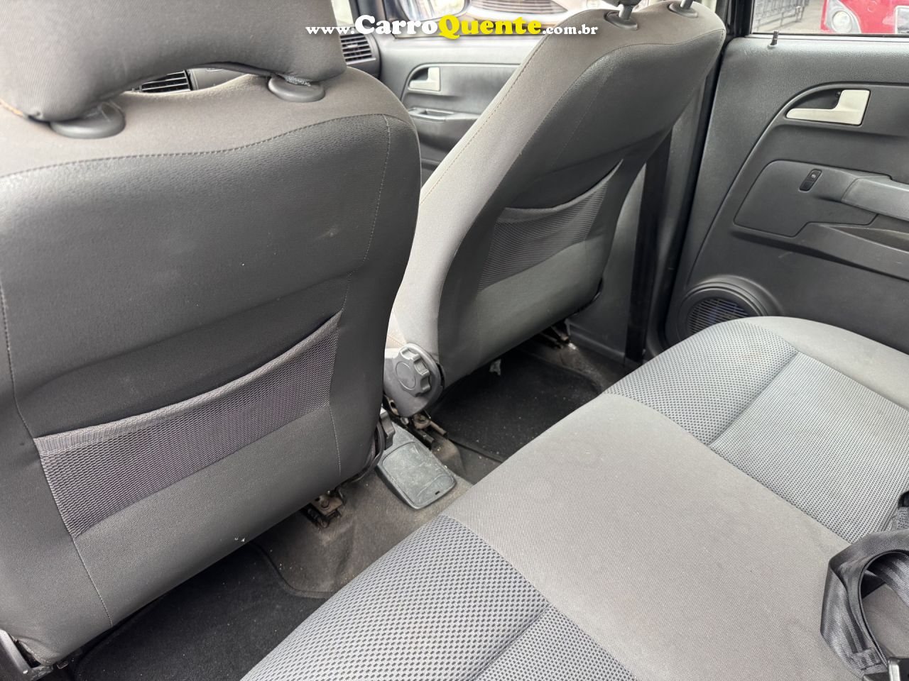 VOLKSWAGEN   FOX CITY 1.0 MI 1.0MI TOTAL FLEX 8V 5P   PRETO 2009 1.0 FLEX - Loja