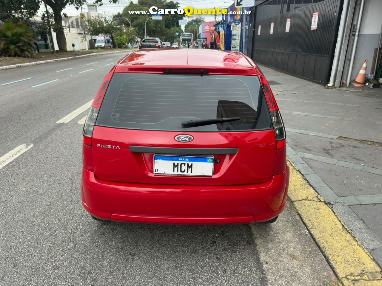 FORD   FIESTA 1.0 8V FLEXCLASS 1.0 8V FLEX 5P   VERMELHO 2013 1.0 FLEX - Loja