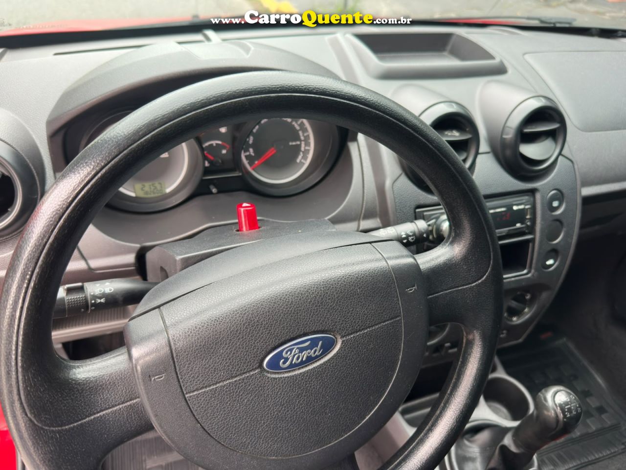 FORD   FIESTA 1.0 8V FLEXCLASS 1.0 8V FLEX 5P   VERMELHO 2013 1.0 FLEX - Loja