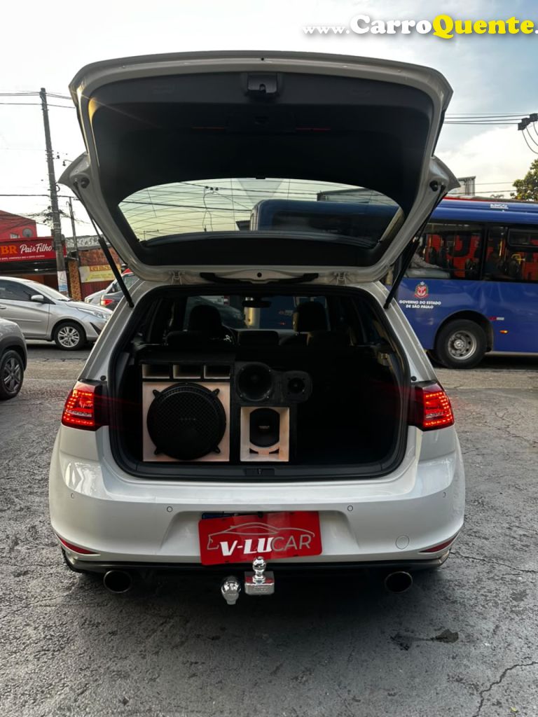 VOLKSWAGEN   GOLF GTI 2.0 TSI 220CV AUT.   BRANCO 2017 2.0 GASOLINA - Loja