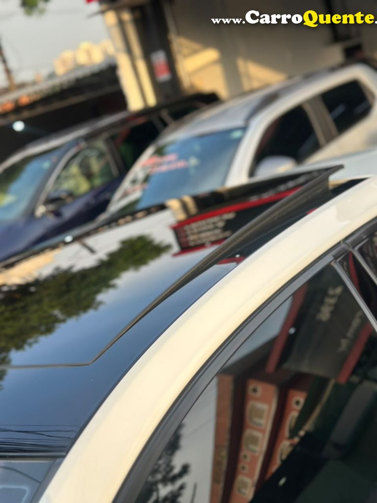 VOLKSWAGEN   GOLF GTI 2.0 TSI 220CV AUT.   BRANCO 2017 2.0 GASOLINA - Loja
