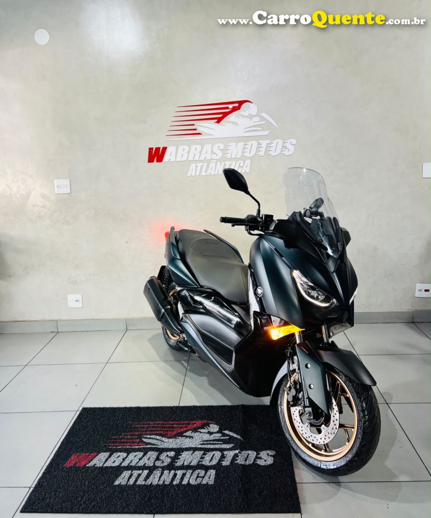 YAMAHA    YAMAHAXMAX   VERDE 2024 250 cc GASOLINA - Loja