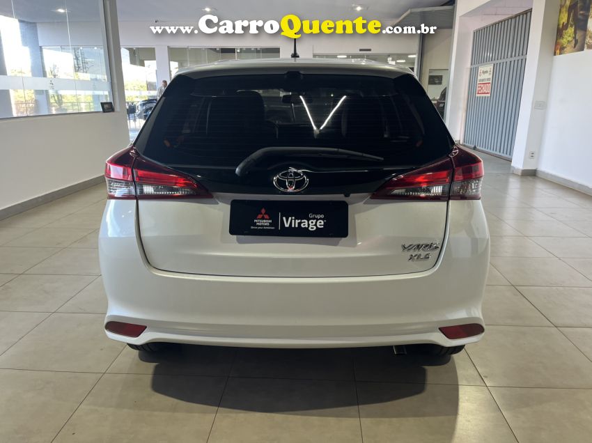Toyota YARIS 1.5 16V FLEX XLS CONNECT MULTIDRIVE - Loja