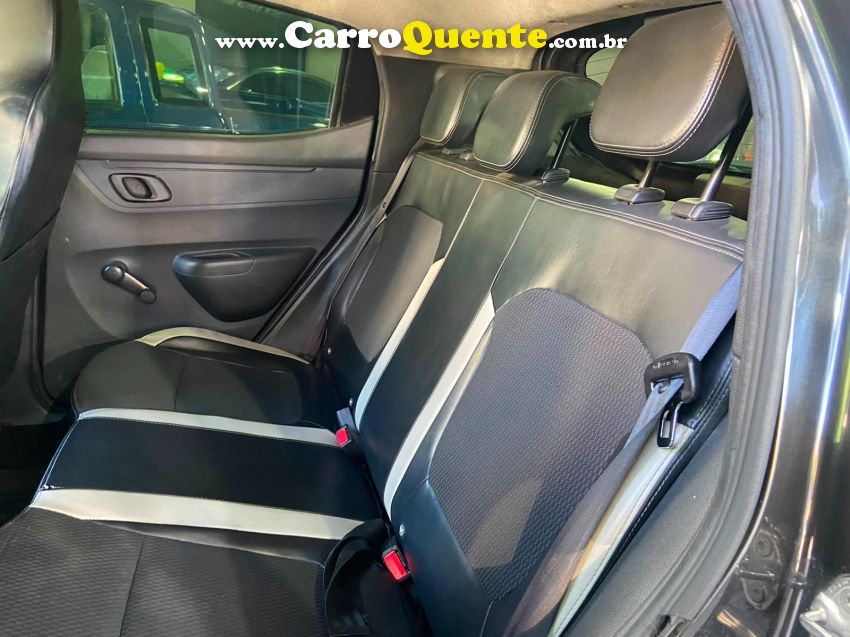 Renault KWID 1.0 12V SCE FLEX INTENSE MANUAL - Loja