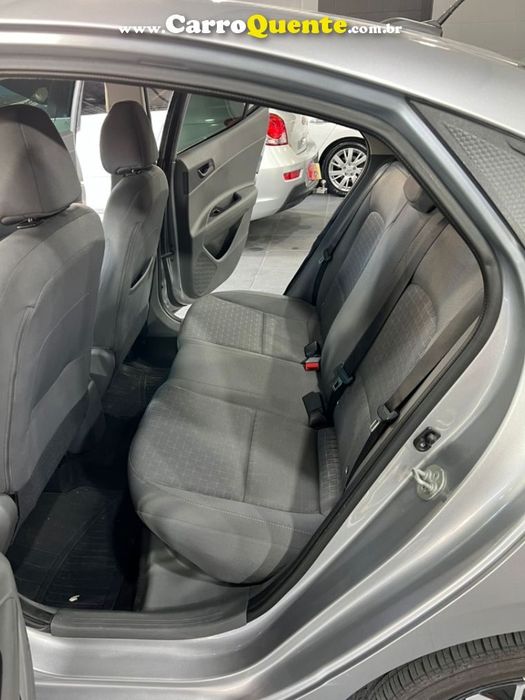 Hyundai HB20S 1.0 12V FLEX COMFORT MANUAL - Loja