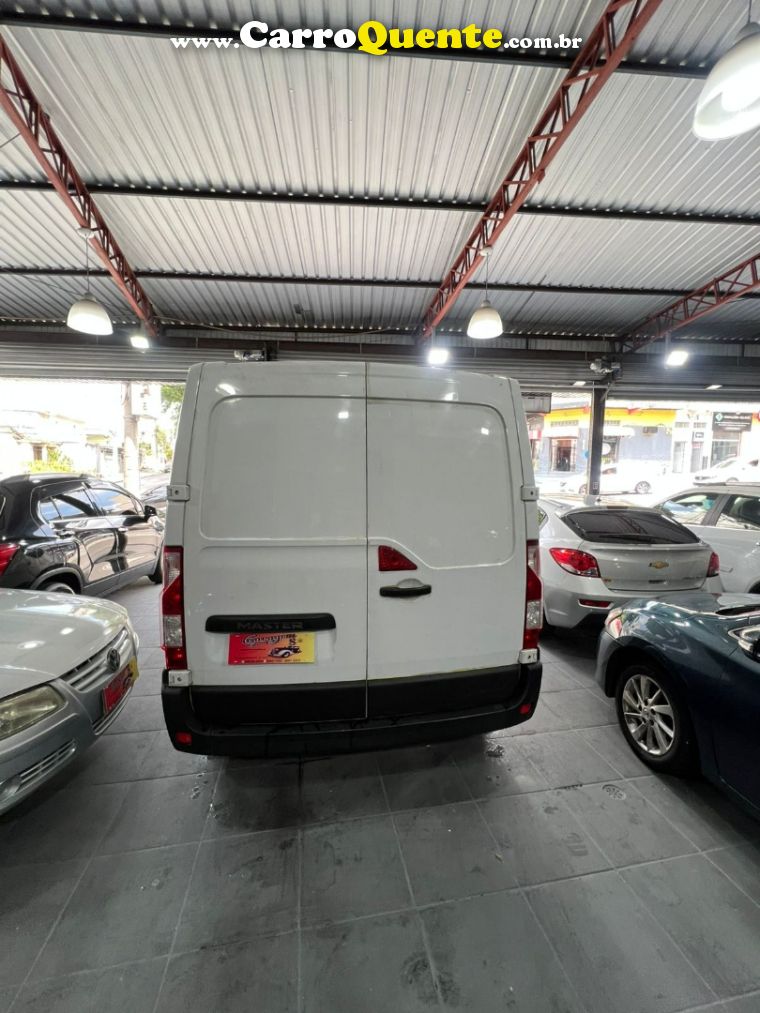 Renault MASTER 2.3 DCI DIESEL FURGÃO L1H1 3P MANUAL - Loja