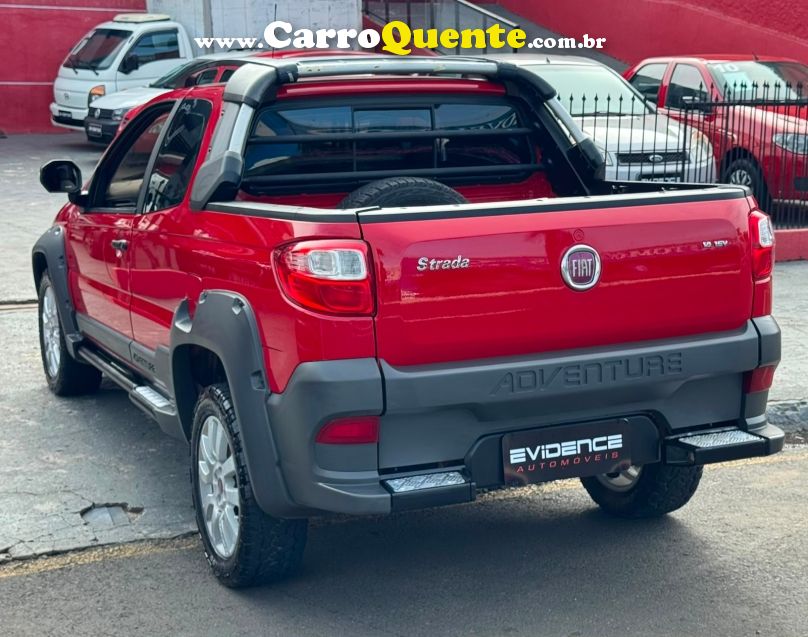 Fiat STRADA 1.8 MPI ADVENTURE CD 16V FLEX 2P MANUAL - Loja