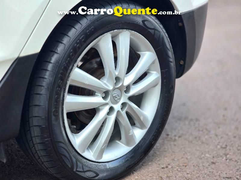 ix35 GLS 2.0 16V 2WD Flex Aut. 2016/2015 Hyundai - Loja