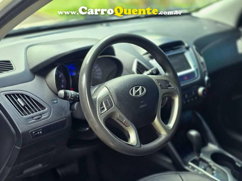 ix35 GLS 2.0 16V 2WD Flex Aut. 2016/2015 Hyundai - Loja