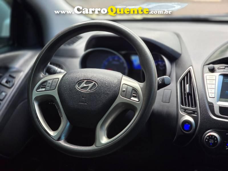 ix35 GLS 2.0 16V 2WD Flex Aut. 2016/2015 Hyundai - Loja