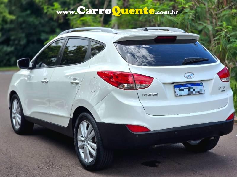 ix35 GLS 2.0 16V 2WD Flex Aut. 2016/2015 Hyundai - Loja